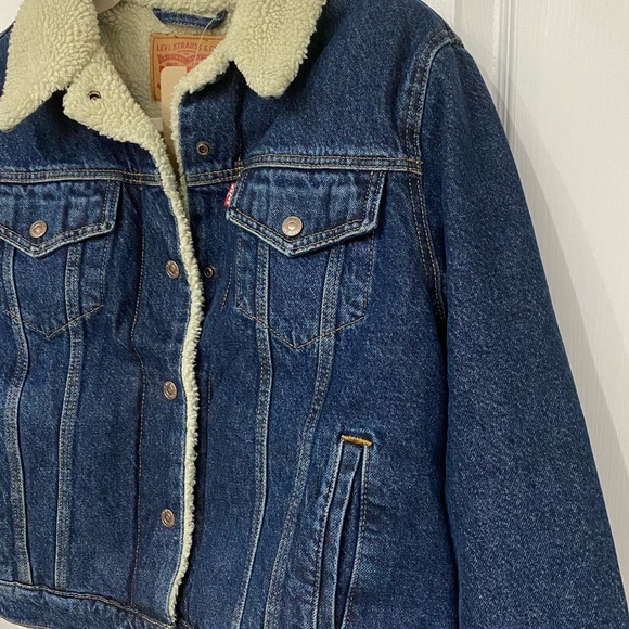 Levi’s Sherpa Trucker Denim Jacket Large - Picture 3 of 10